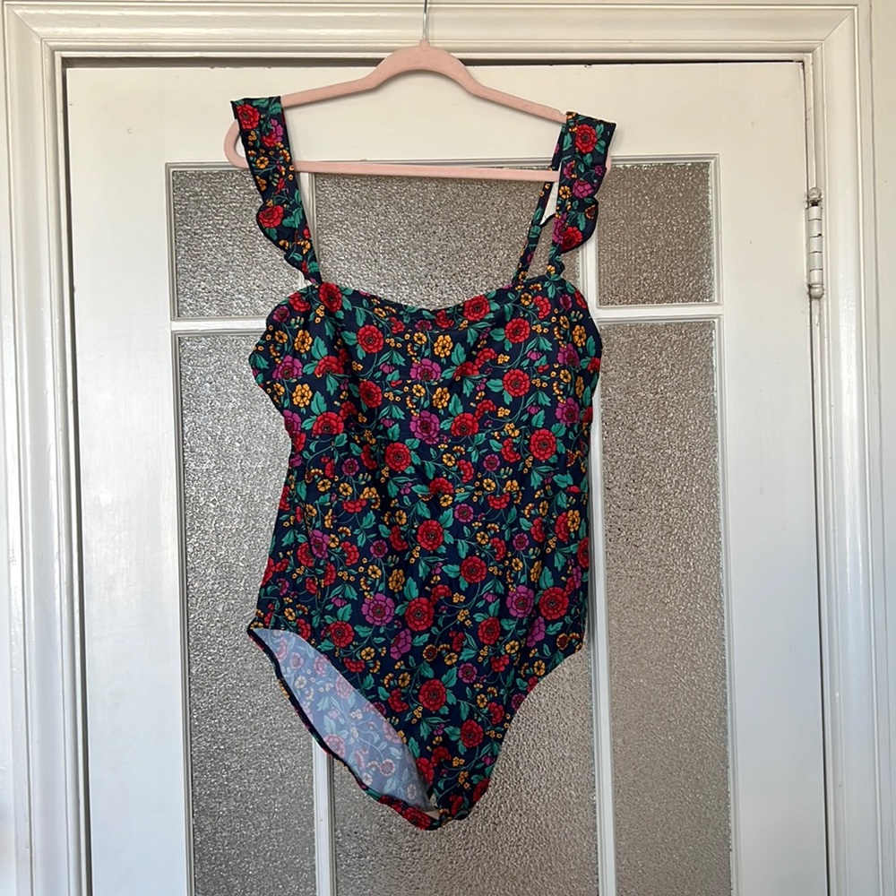 Summersalt The Ruffle Oasis Floral Print 16